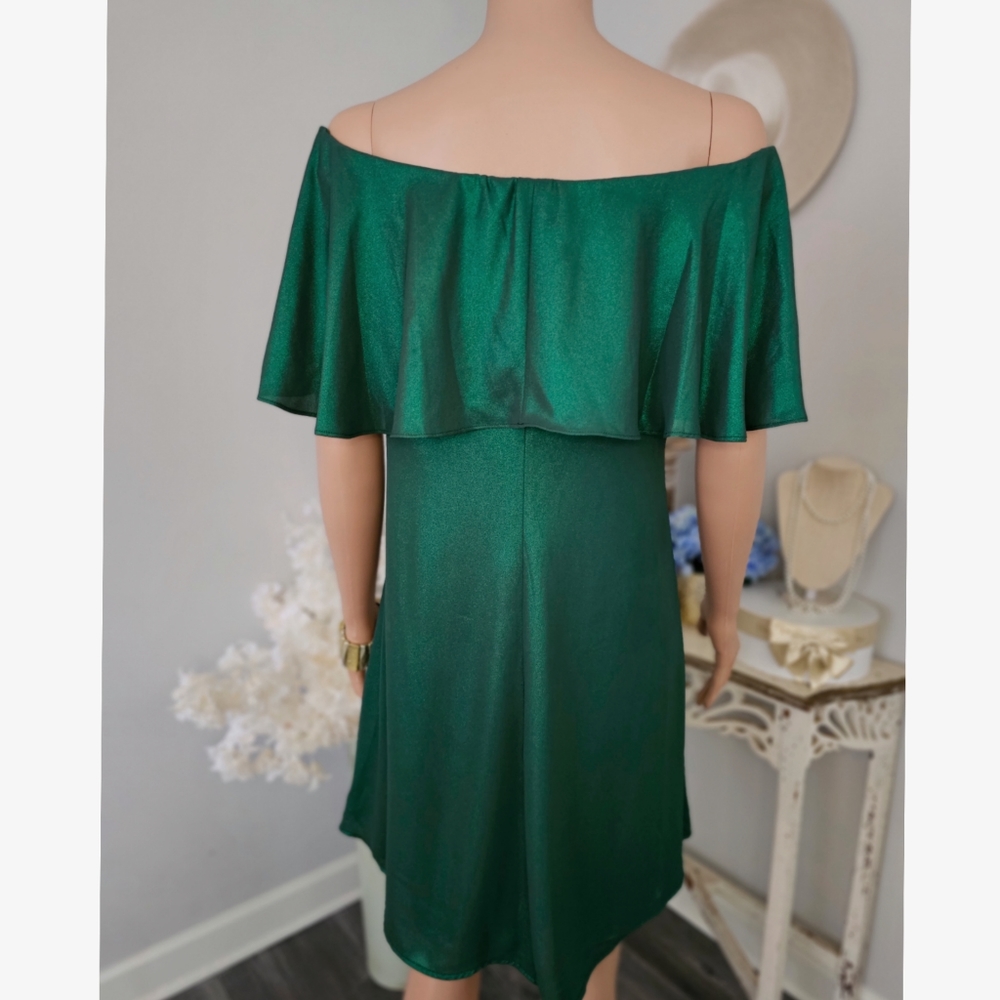 H Halston Emerald Green Metallic Off The Shoulder Ruffle Relaxed Fit Dress - Picture 2 of 7